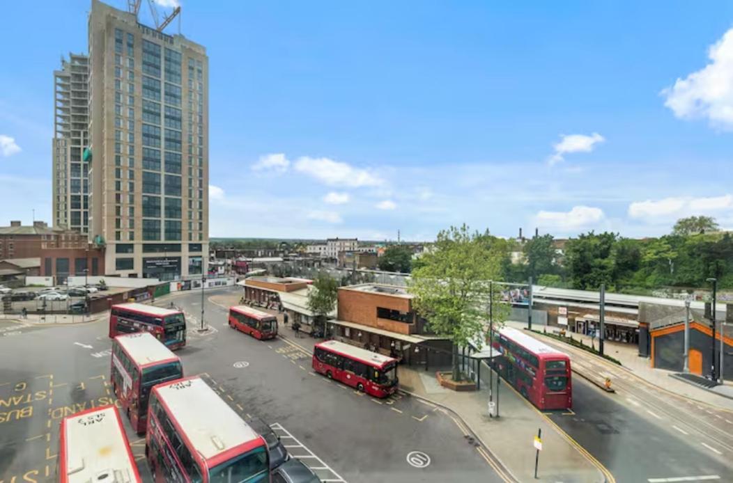 Delta 2 Bedroom Flat In London Dp102 Croydon Exterior photo