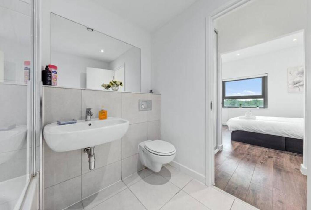 Delta 2 Bedroom Flat In London Dp102 Croydon Exterior photo